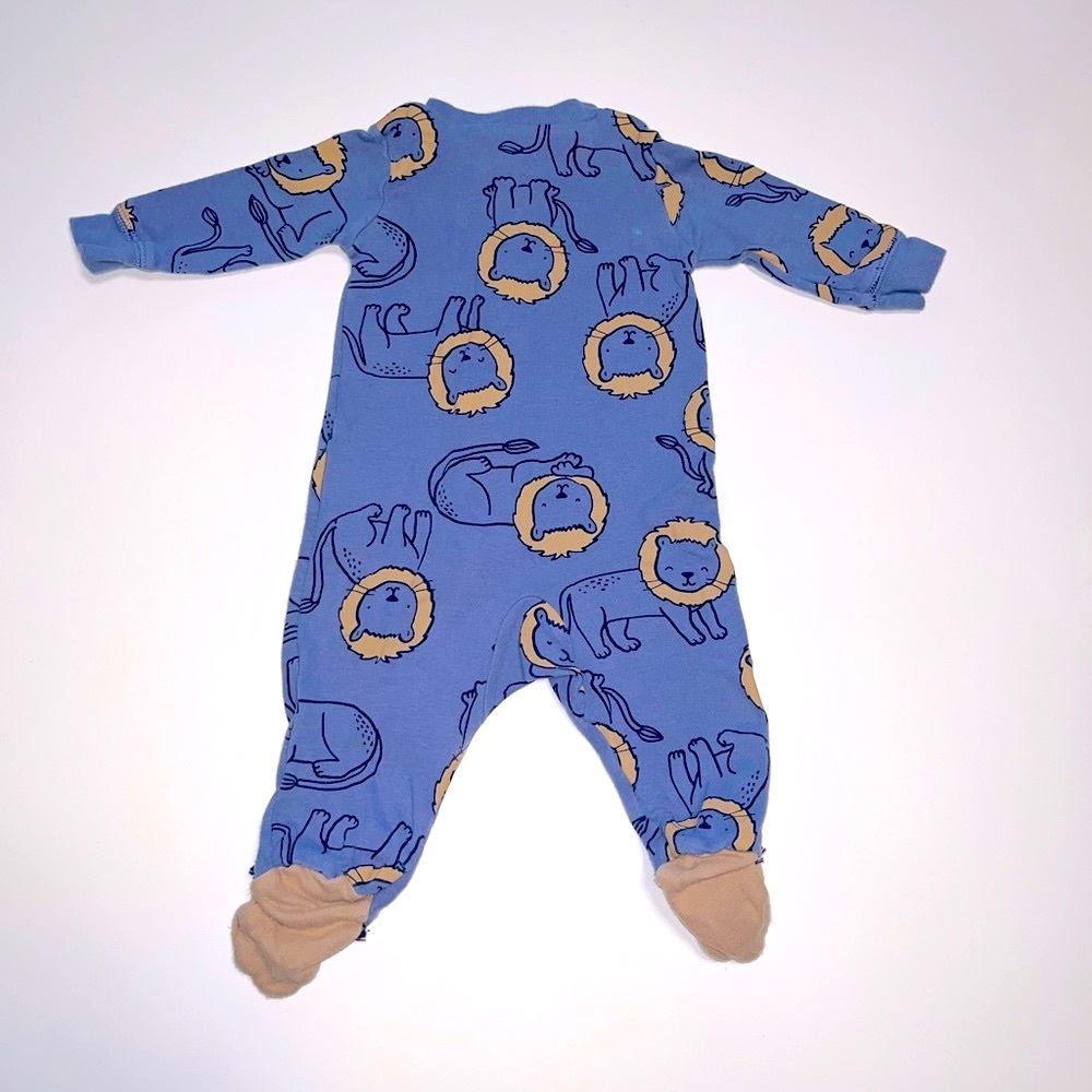 Carter’s blue lion Onesie, 3M